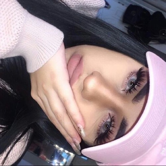 ❤︎ 𝒮𝓊𝓅𝑒𝓇𝓂𝑜𝒹𝑒𝓁 lashes Mink Natural Lashes - Picture 7 of 14